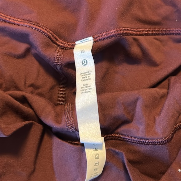 Lululemon burgundy align legging size 18 - Picture 3 of 4